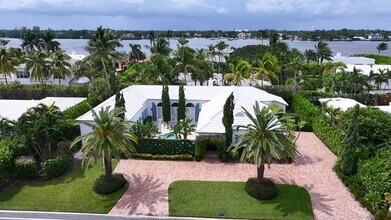 2258 Ibis Isle Rd E in Palm Beach, FL - Building Photo - Building Photo