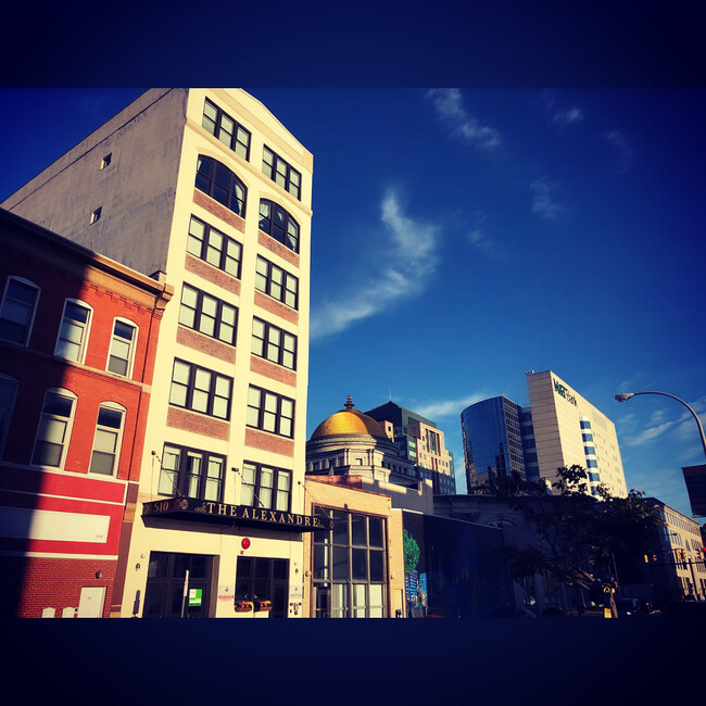 The Alexandre Apartments in Buffalo, NY - Building Photo - Building Photo