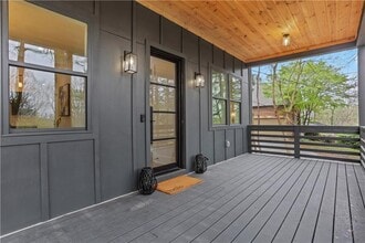 2497 Wawona Dr NE in Atlanta, GA - Building Photo - Building Photo