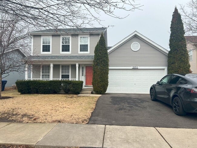 property at 2051 Crossing Ln