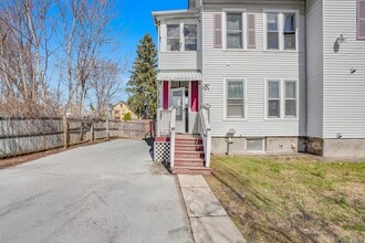 27 Orchard Pl in Poughkeepsie, NY - Building Photo - Building Photo