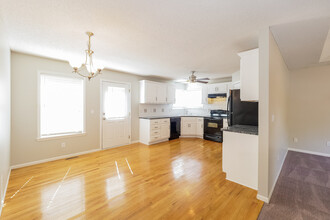 16705 Branson Dr in Belton, MO - Building Photo - Building Photo