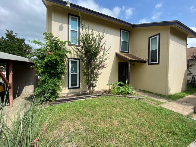 property at 4715 Misty Slope Ln