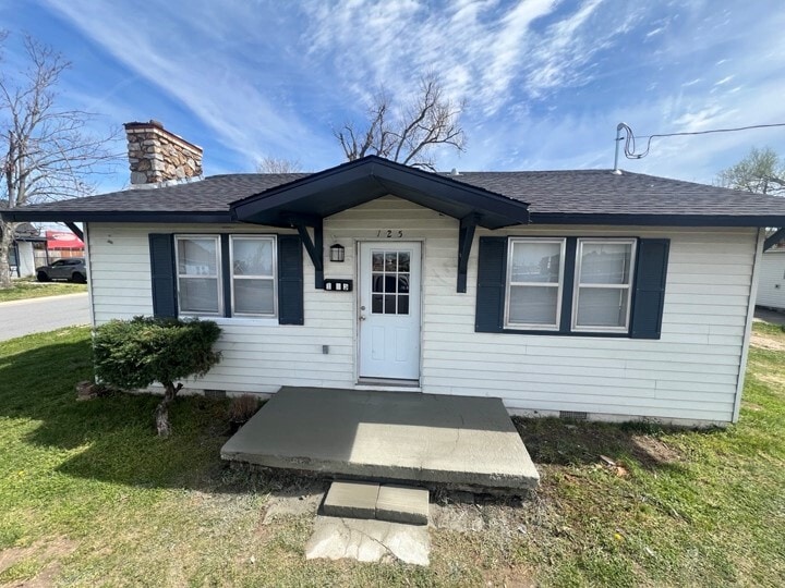 125 N 9th St in Rogers, AR - Foto de edificio