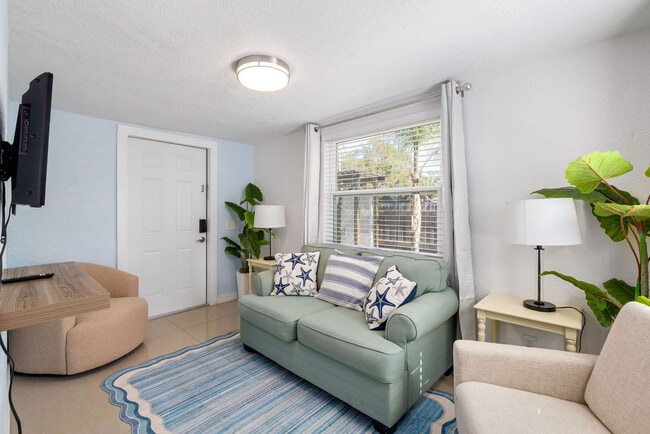 4801 14th Ave S in St. Petersburg, FL - Building Photo - Building Photo