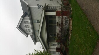 3330 Fortune Ave in Parma, OH - Building Photo