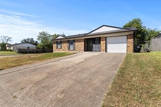 1449 Eastside Dr in Mesquite, TX - Building Photo - Building Photo