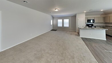 1024 S Blackjack Ln in Mustang, OK - Building Photo - Building Photo