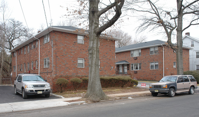 1636-1650 Church St in Rahway, NJ - Building Photo - Building Photo