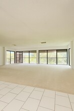 1739 Embassy Dr in West Palm Beach, FL - Building Photo - Building Photo
