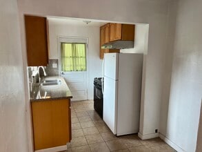 1343 145th Ave, Unit 1343 in San Leandro, CA - Building Photo - Building Photo