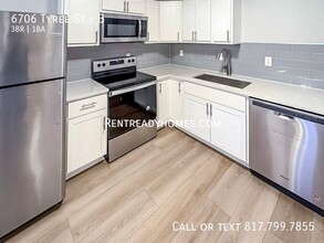 6706 Tyree St in Dallas, TX - Foto de edificio - Building Photo
