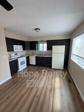 1227 N Chestnut St in Colorado Springs, CO - Building Photo - Building Photo