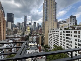 20 Beekman Pl, Unit 2B in New York, NY - Building Photo