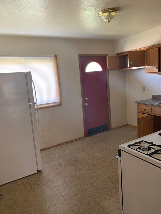5465 N 83rd St in Milwaukee, WI - Building Photo