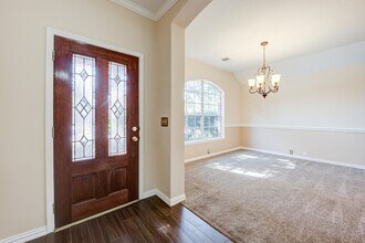 18818 Woodbreeze Dr in Humble, TX - Building Photo - Building Photo