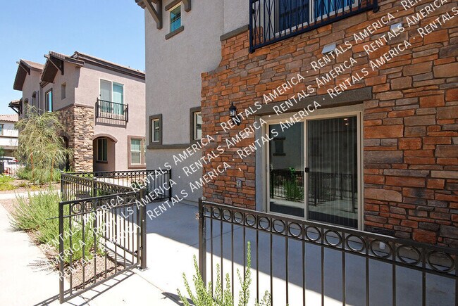 2734 S Decatur Dr in Gilbert, AZ - Building Photo - Building Photo