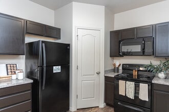 Concord at Geneva in Vineyard, UT - Building Photo - Interior Photo