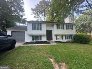 2205 Mill Wood Ct NW in Duluth, GA - Building Photo - Building Photo