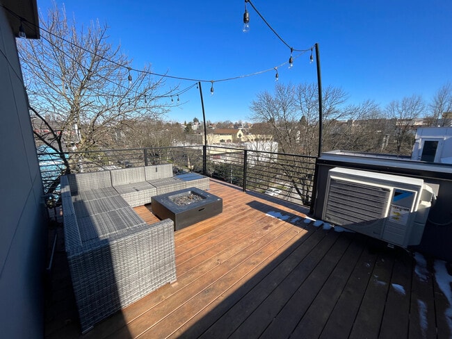 property at 2023 S Washington St