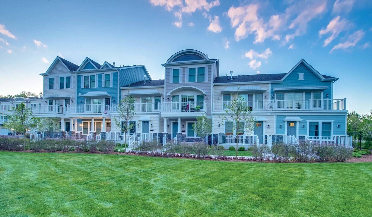 1167 S Eldridge Ln in Elmhurst, IL - Building Photo