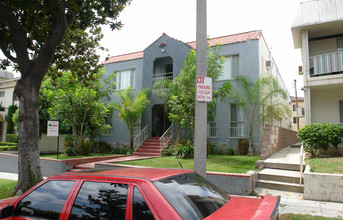 515 E Valencia Ave in Burbank, CA - Building Photo - Building Photo