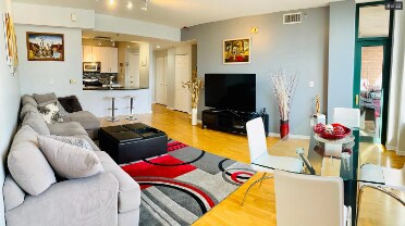 400 W Ontario St, Unit 906 in Chicago, IL - Building Photo - Building Photo