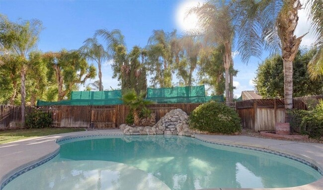 4303 Templeton St in Bakersfield, CA - Building Photo - Building Photo