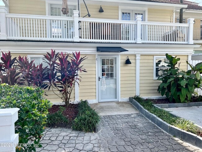 property at 2705 Riverside Ave