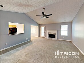 85 Parkwood Dr in Covington, GA - Building Photo - Building Photo