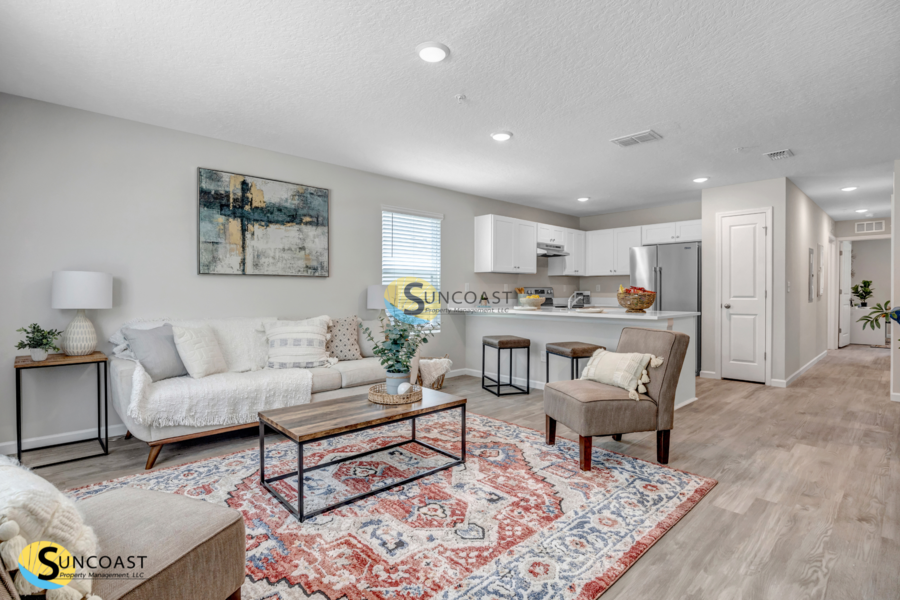 6439 Breezy Oaks Wy in Jacksonville, FL - Building Photo