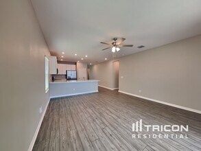 523 Falcon Ridge Rd in St. Augustine, FL - Foto de edificio - Building Photo