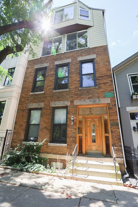 1832 N Fremont St in Chicago, IL - Foto de edificio