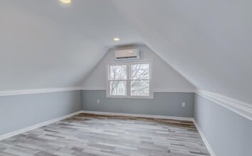 36 E 4th St in Bayonne, NJ - Building Photo - Building Photo