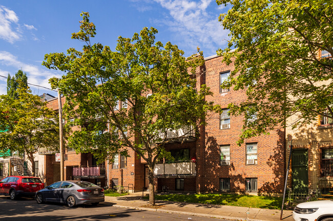 1605-1607 De Champlain Rue in Montréal, QC - Building Photo - Building Photo