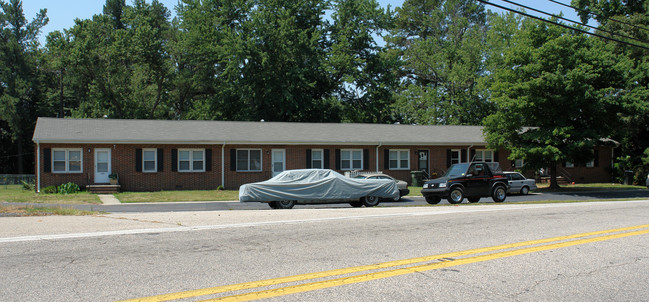 2715-2719 Trawick Rd in Raleigh, NC - Building Photo - Building Photo