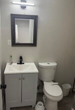 654 Ford Ave in Wyandotte, MI - Building Photo - Building Photo