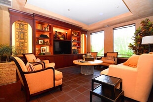 6900 E Princess Dr in Phoenix, AZ - Building Photo