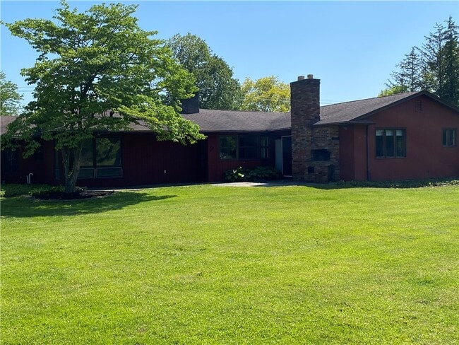 283 High St Ext in Fairport, NY - Building Photo - Building Photo