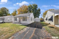 5019 North Best Street in Peoria Heights, IL - Building Photo - Building Photo