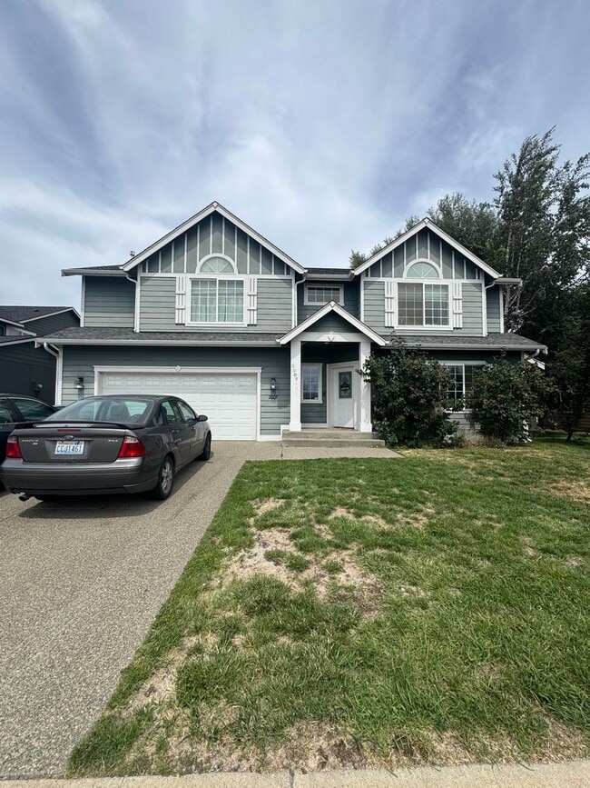 property at 2007 Clearview Dr