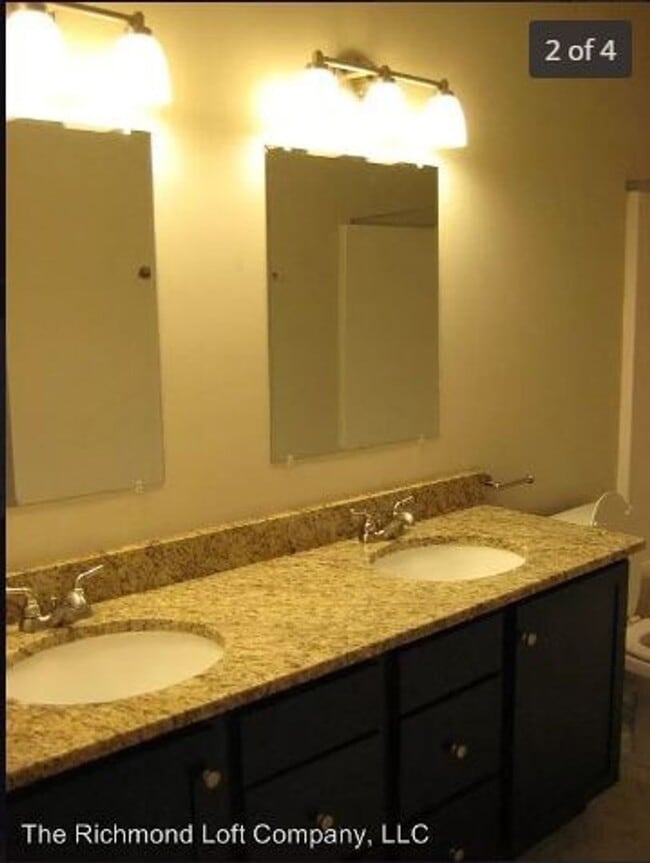 property at 715 W Clay St