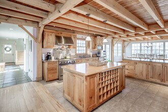 221 Merchants Path in Sagaponack, NY - Building Photo - Building Photo