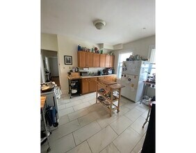 61 Crescent Ave-Unit -2A in Boston, MA - Building Photo - Building Photo