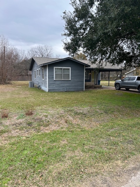 property at 712 N Wright Ave