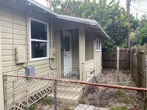 3610 17th Ave S in St. Petersburg, FL - Building Photo - Building Photo