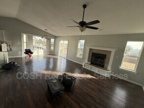 816 S Longbranch Dr in Maize, KS - Building Photo - Building Photo