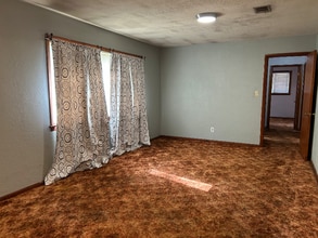 5033 37th St in Meridian, MS - Building Photo - Building Photo