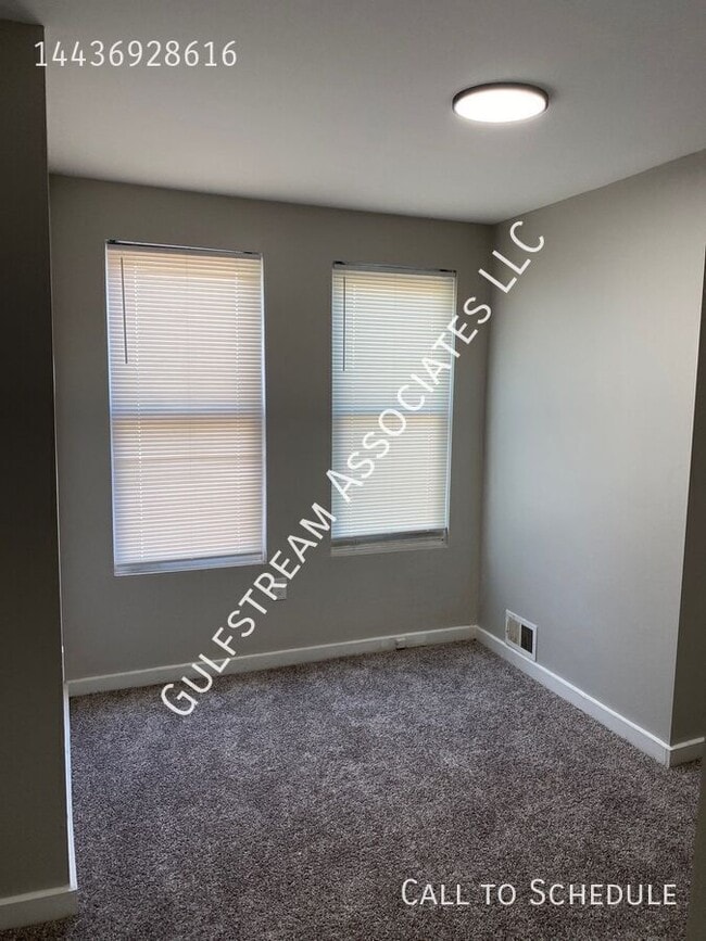 property at 521 N Curley St