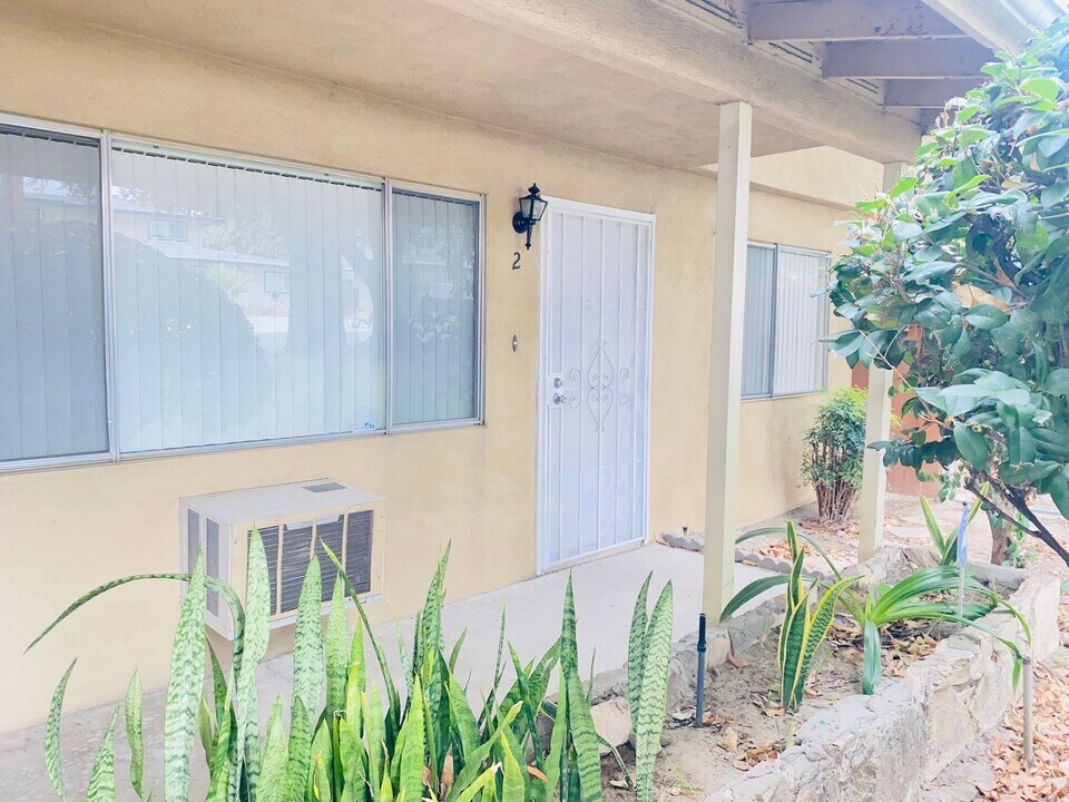 25260 Prospect Ave in Loma Linda, CA - Building Photo